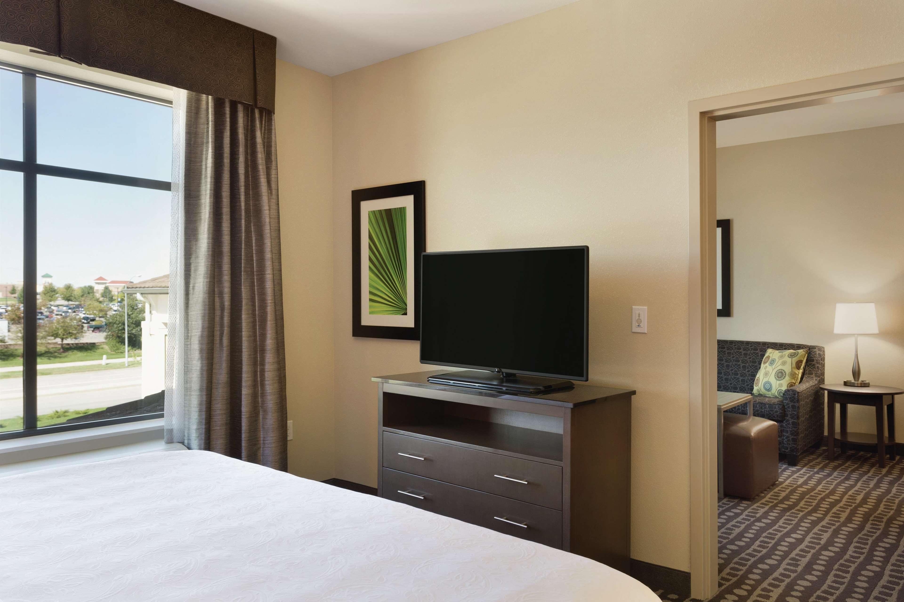 โฮมวูด สวีท บาย ฮิลตัน แอนกี Hotel แอนเคนี ภายนอก รูปภาพ