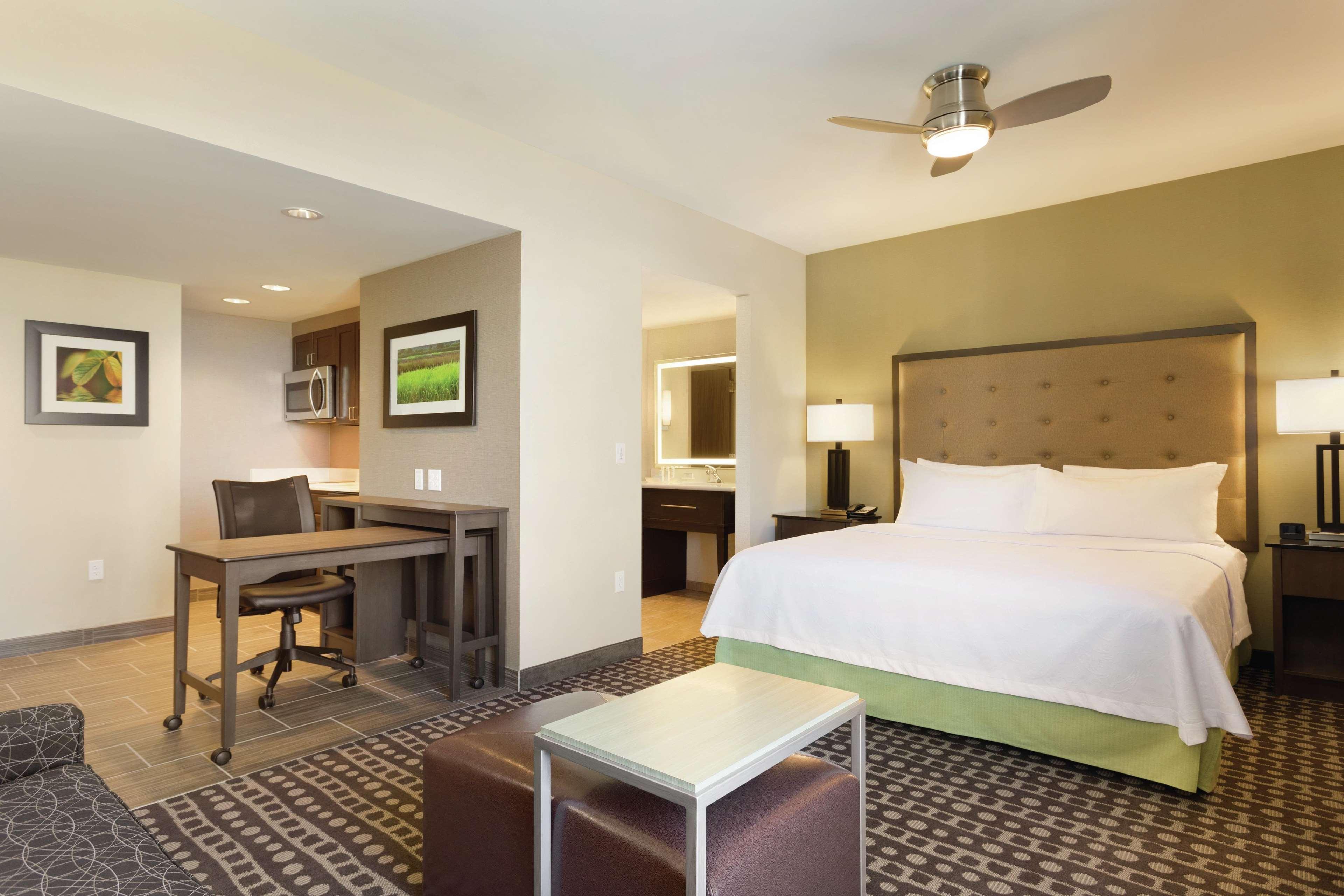 โฮมวูด สวีท บาย ฮิลตัน แอนกี Hotel แอนเคนี ภายนอก รูปภาพ